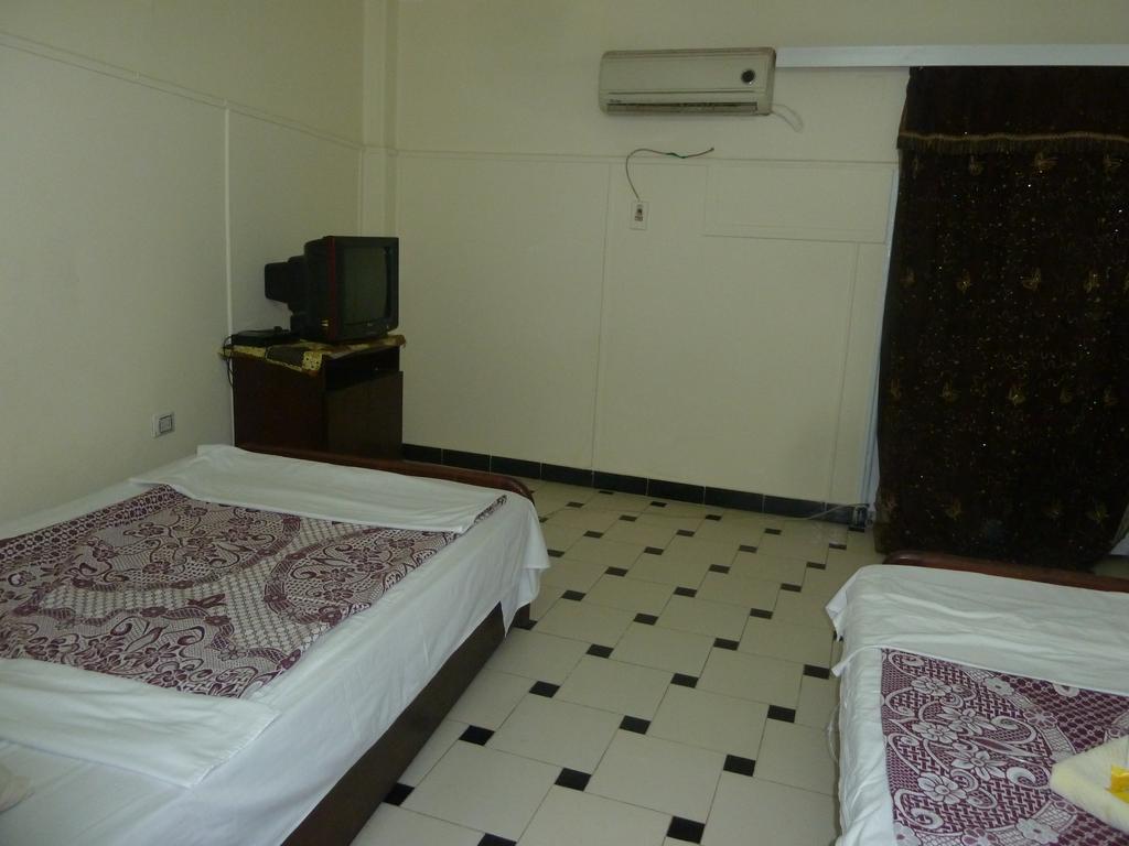 Venus Hostel Cairo Exterior foto